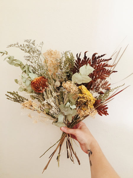 dried maid bouquet