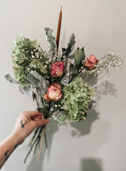 dried maid bouquet