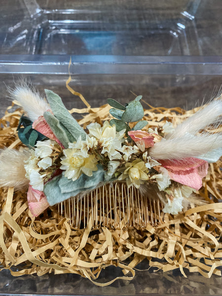 dried floral hair comb